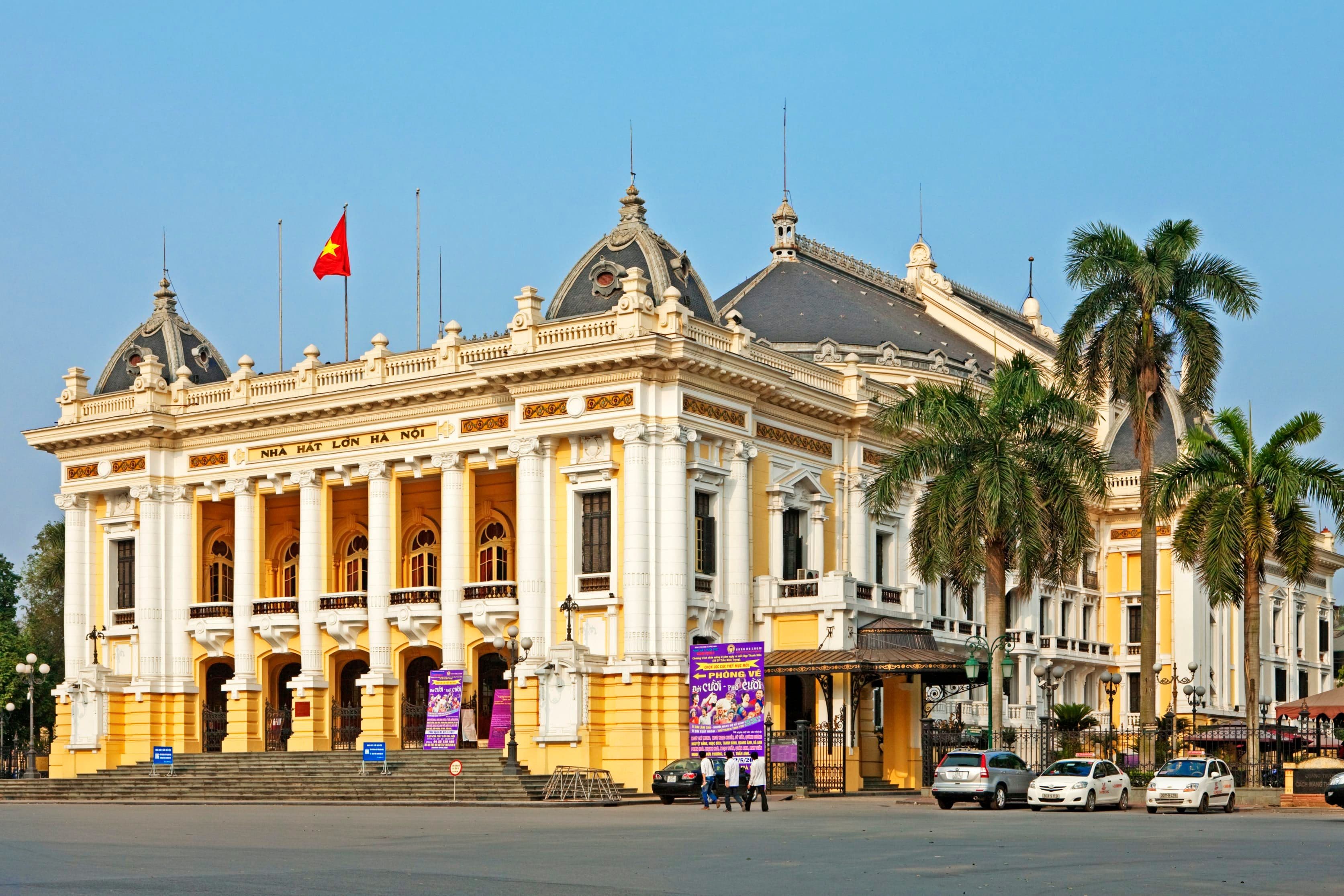 1:00 PM – Hanoi Opera House